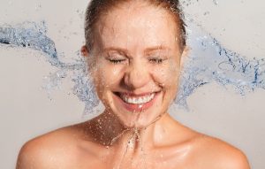 woman-water-face_0